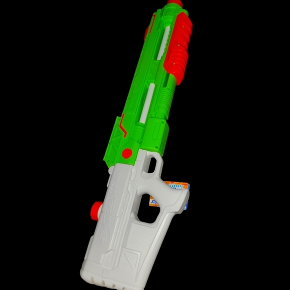 💦Nerf Super Soaker Bundle. 2 large 1 medium. Perfect Summer Gift!💦 - Picture 3 of 5